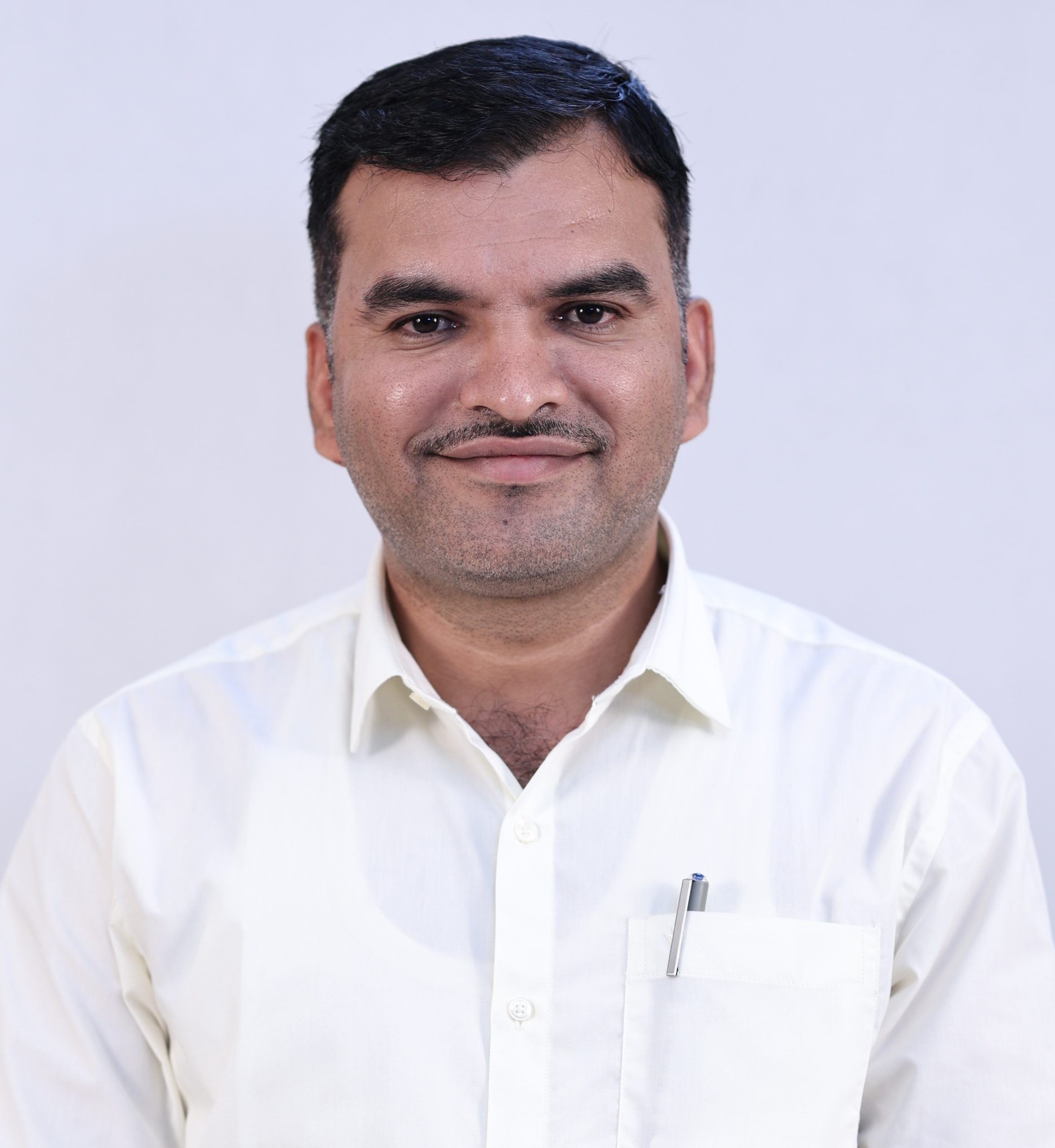 SHRI. SANGRAM PRALHADRAO MUNDE